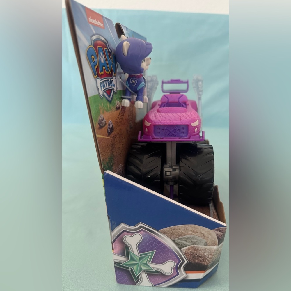 Paw Patrol Roxi Rescue Wheels Vehicle - Picture 5 of 7